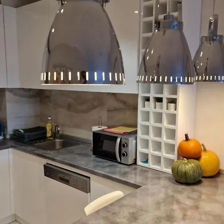 Lux Ava Apartment